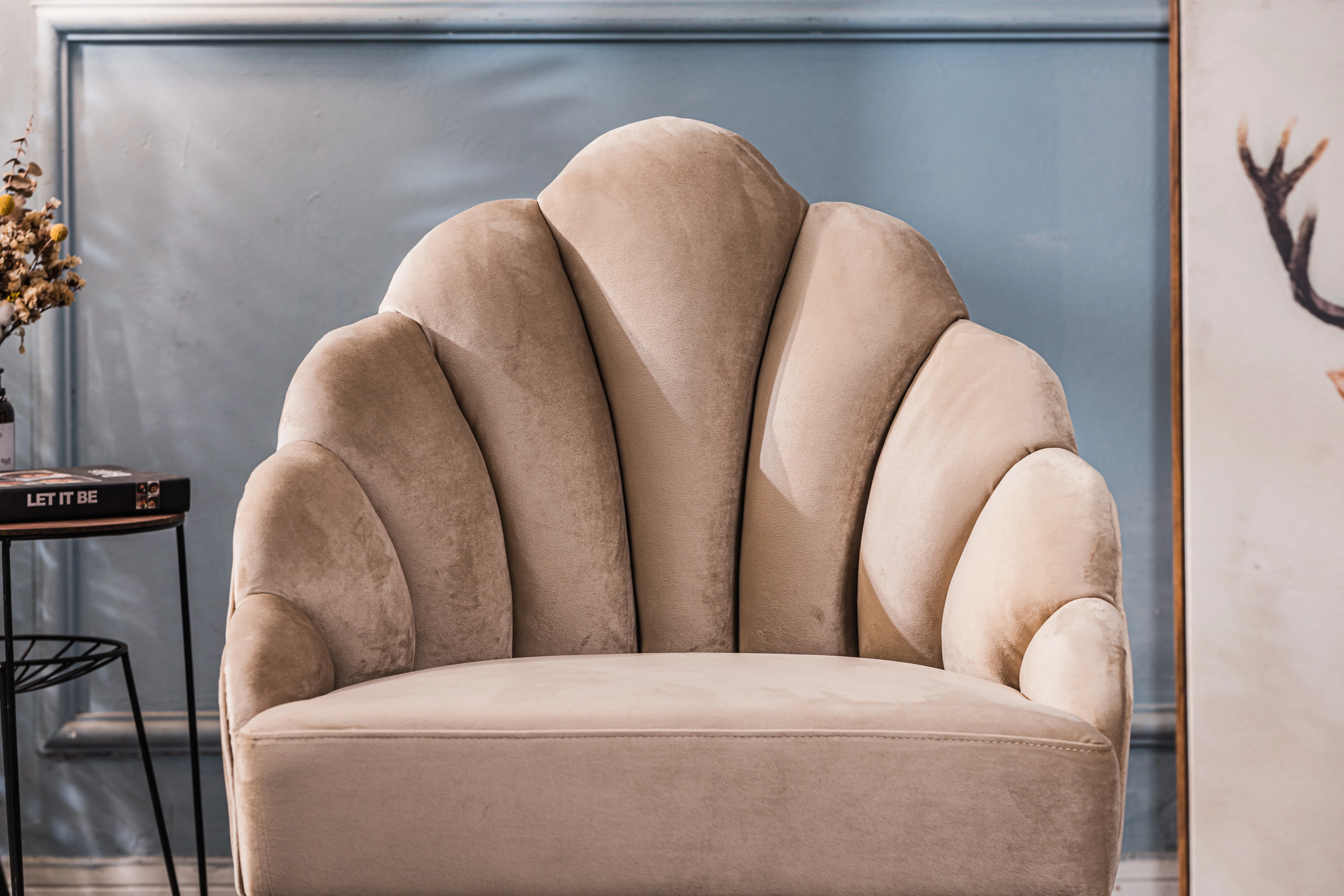 BOLGE - Fauteuil retro en métal et velours beige - Image 4