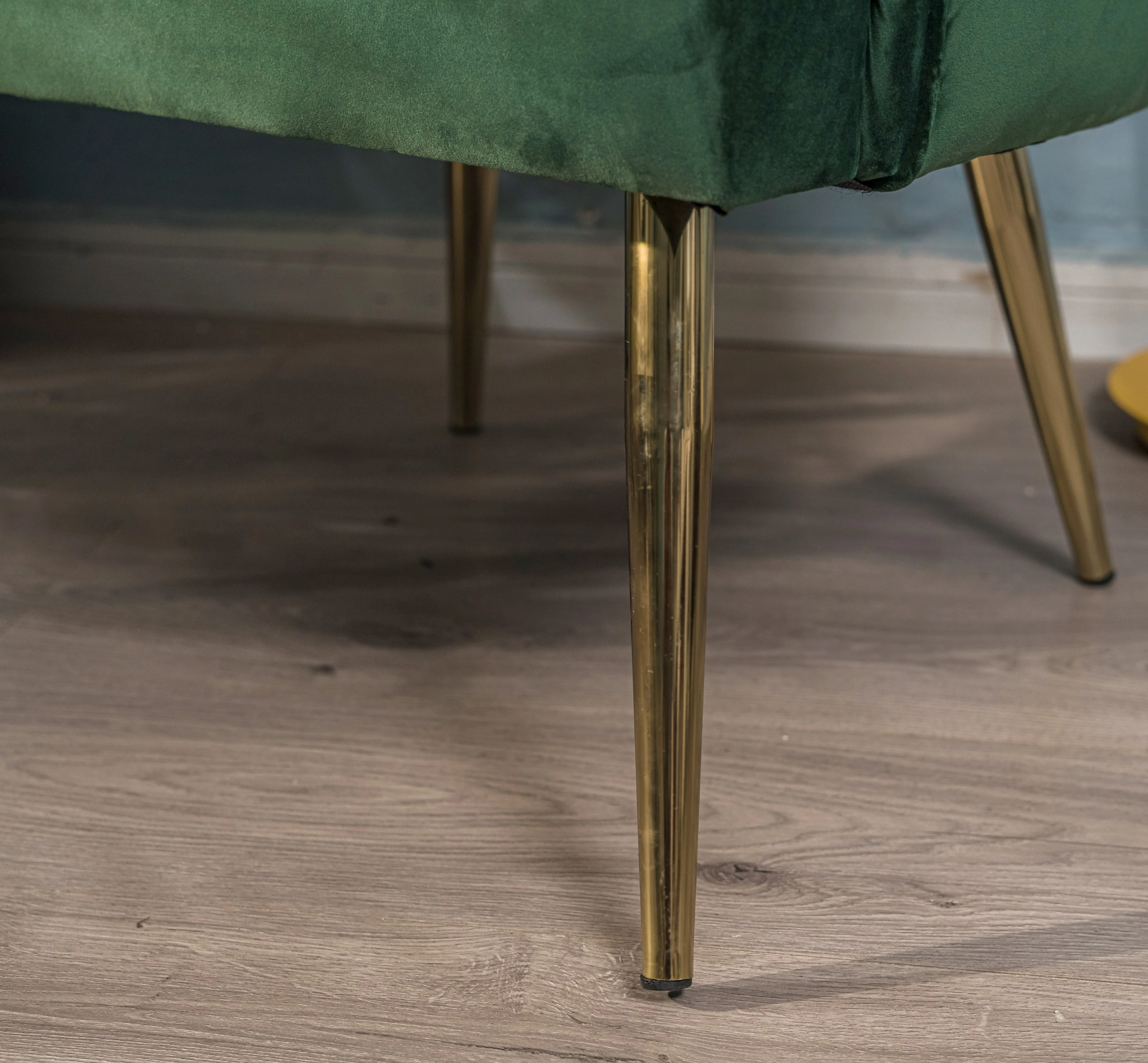 BOLGE - Fauteuil retro en métal et velours vert - Image 7