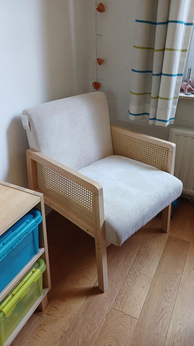 BORGO - Fauteuil de salon en bois massif et cannage beige - Image 8