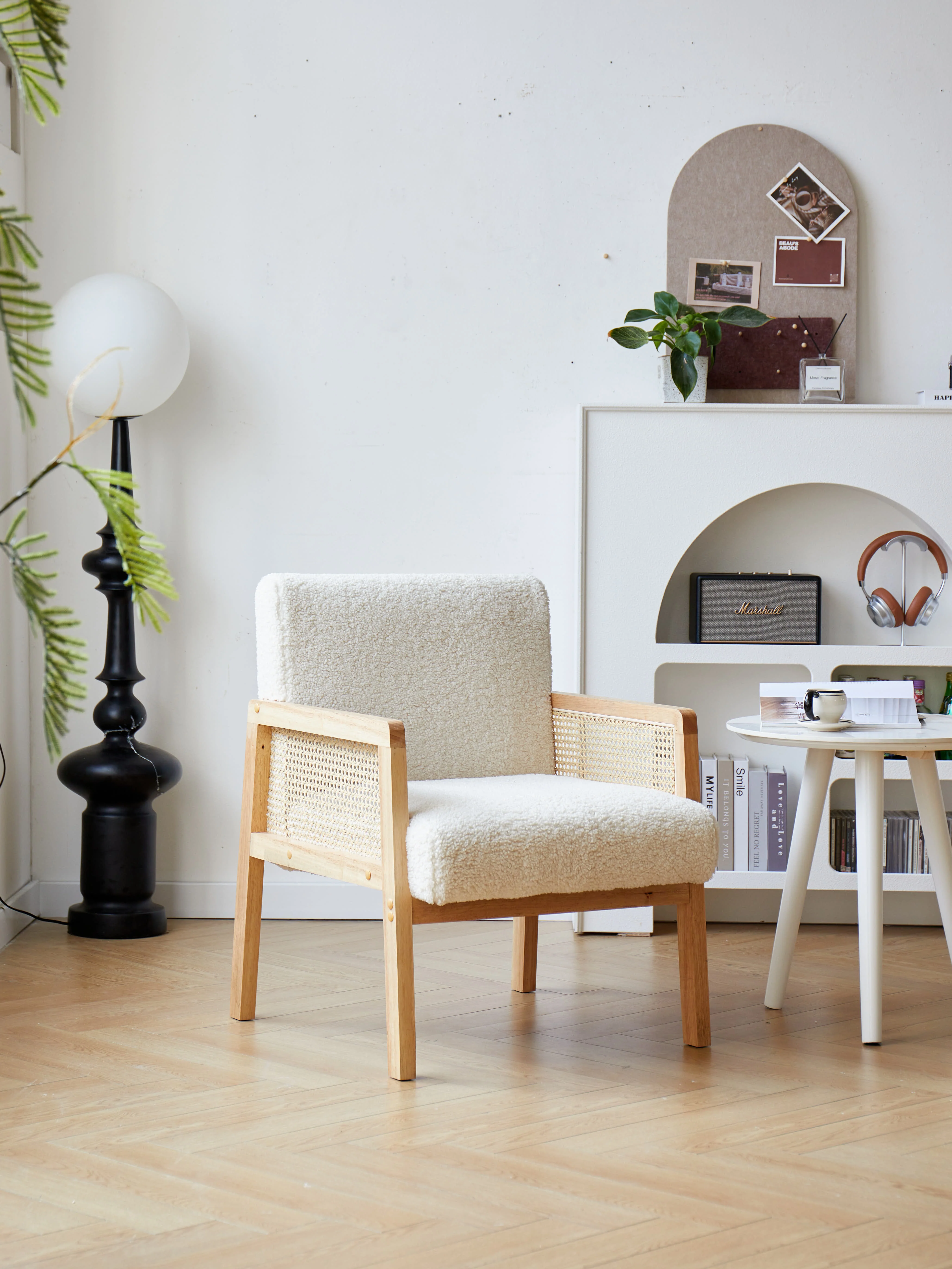 BORGO - Fauteuil de salon en bois massif et cannage blanc - Image 6
