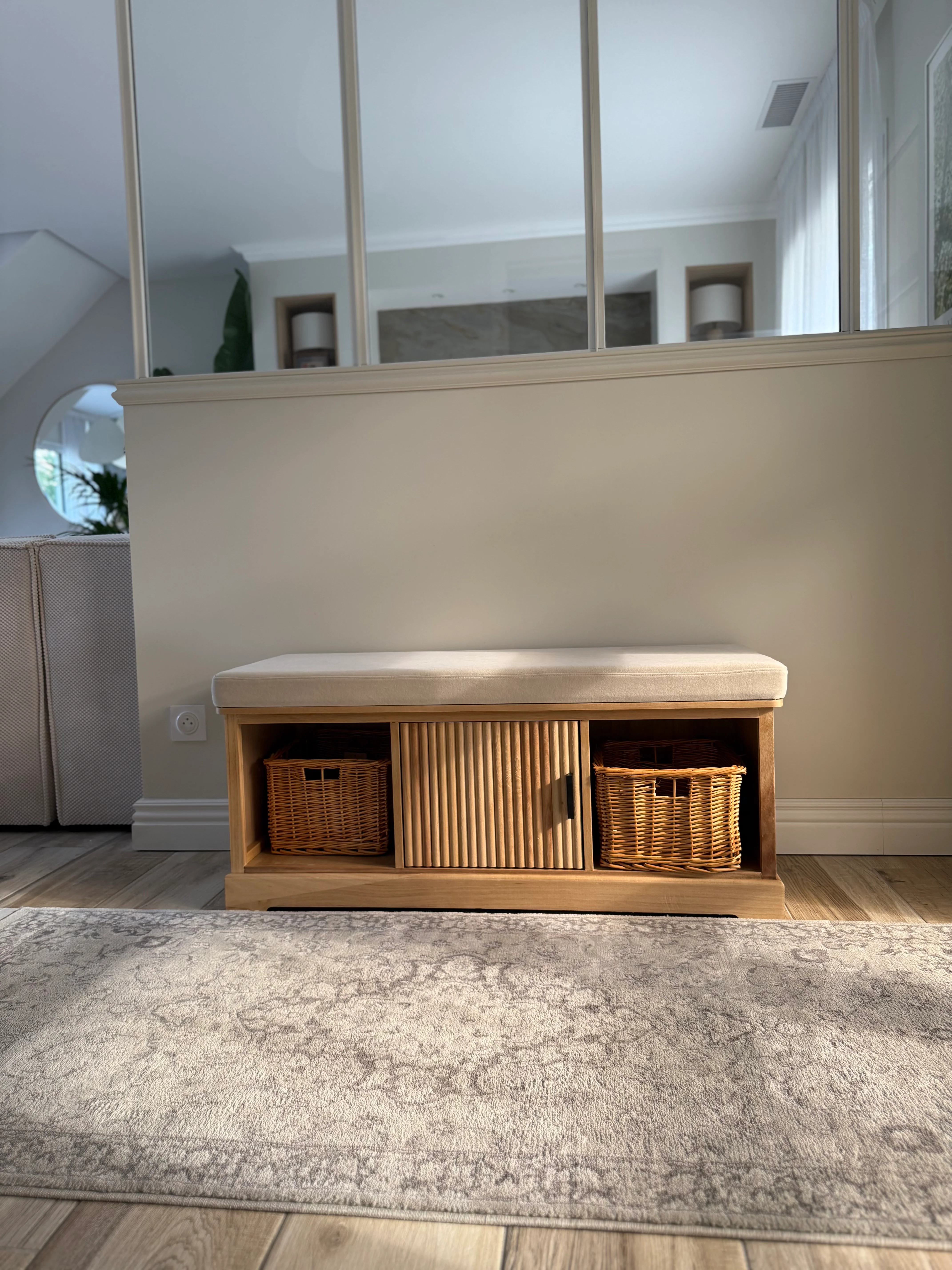 CHIBA - Banc avec rangements en bois et velours beige - Image 9