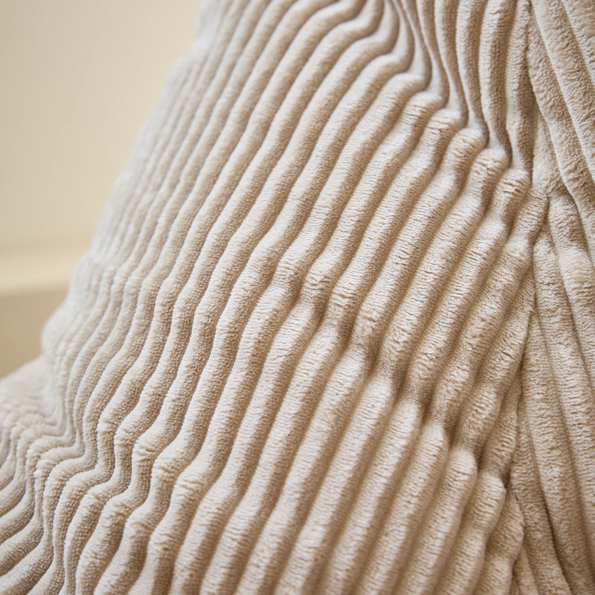 GRANA - Pouf en velours côtelé beige - Image 6